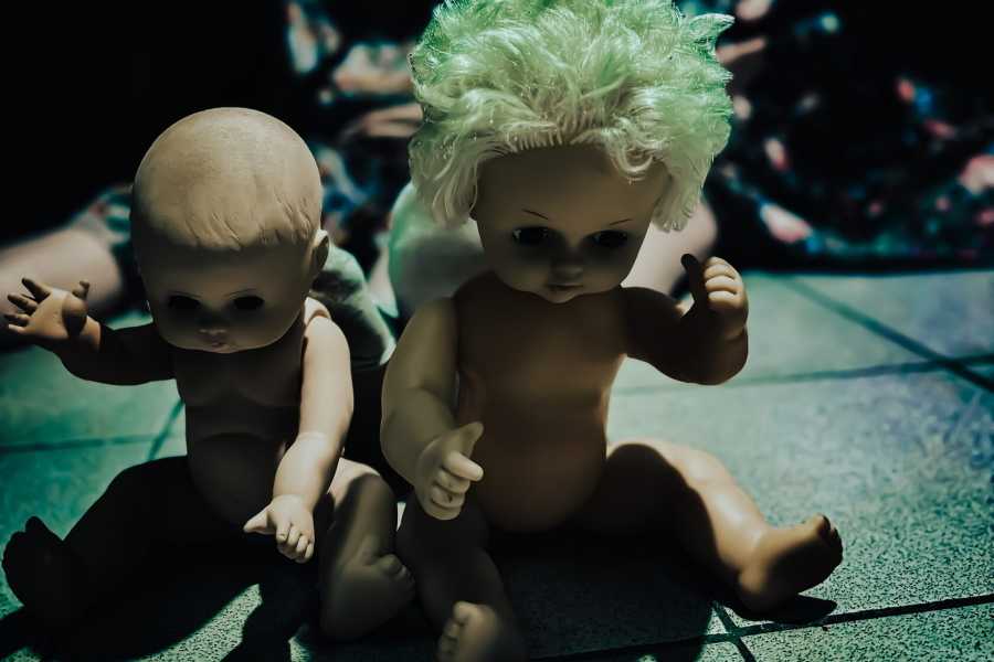 Квест в реальности Дом кукол: театр кошмаров от компании Дом квестов Квест в реальности Дом кукол: театр кошмаров от компании Дом квестов