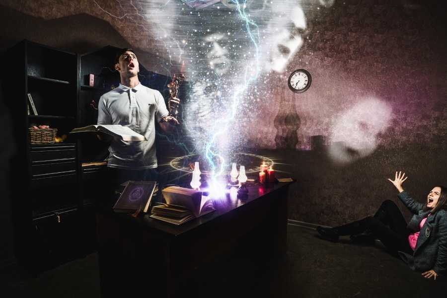 Квест в реальности Проклятый дом от компании Элизиум Квест в реальности Проклятый дом от компании Элизиум